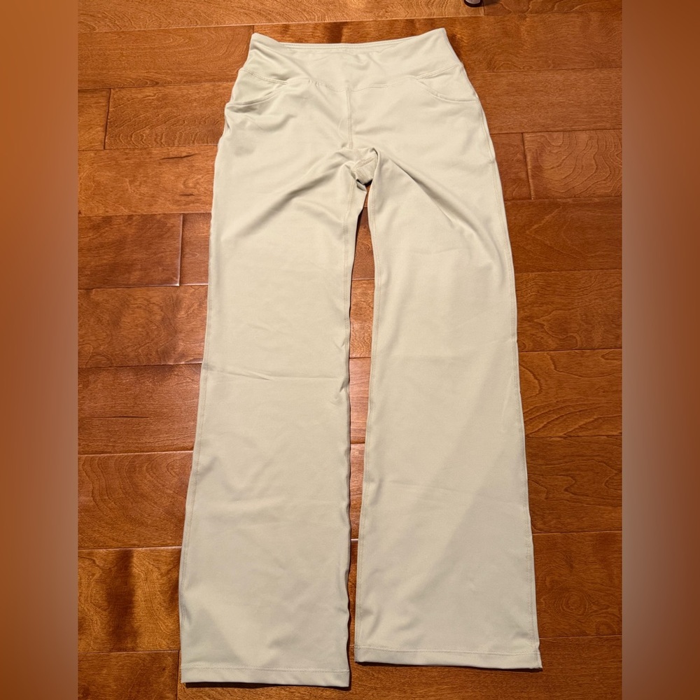 NWT Cream High-Waisted Flare Leg Size M